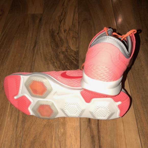 🏡 Nike Training Zoom Fit Women's Size 8.5 - Picture 3 of 3